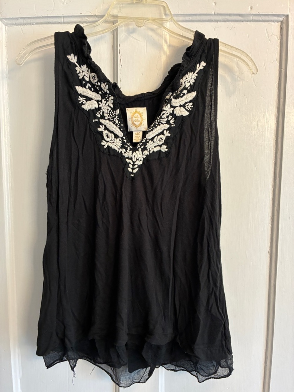 Anthropologie Rio Rao Black Sleeveless Embroidered V-Neck Tank